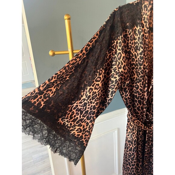 Victoria’s Secret robe silky robe xs - Picture 2 of 7